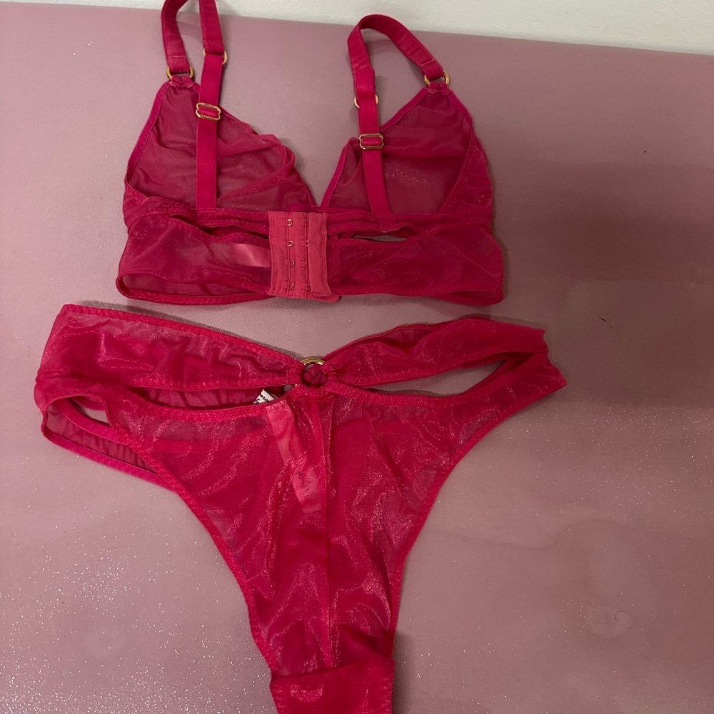 Agent Provocateur bra and panty Set size 4 - Picture 7 of 10